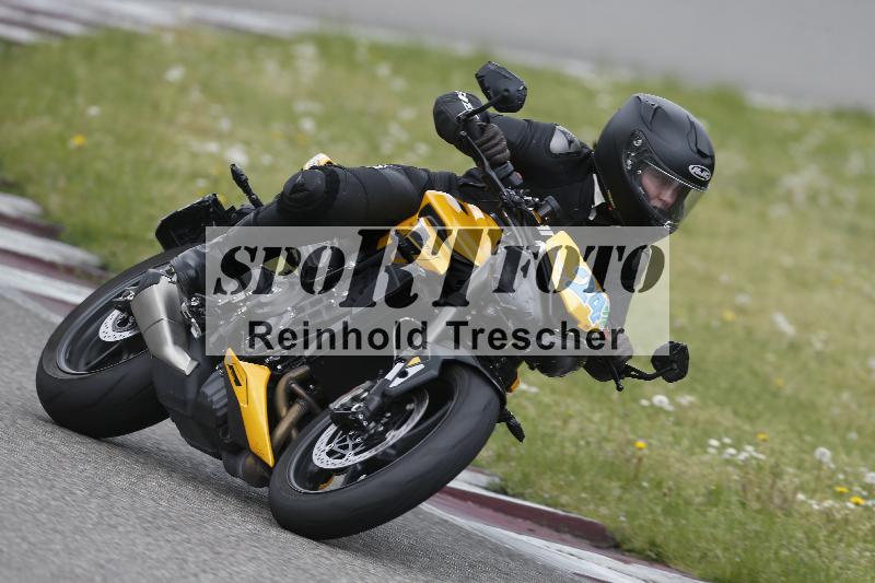 /09 19.04.2026  Caremotion get faster ADR/Gruppe gruen/24